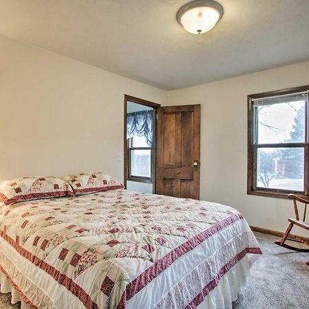 Wisconsin River Valley Farmhouse Fire Pit And View Merrimac Esterno foto
