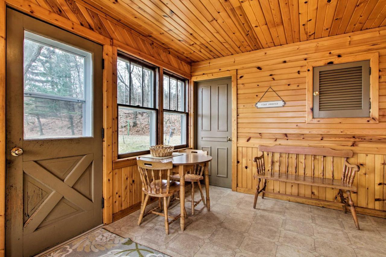 Wisconsin River Valley Farmhouse Fire Pit And View Merrimac Esterno foto